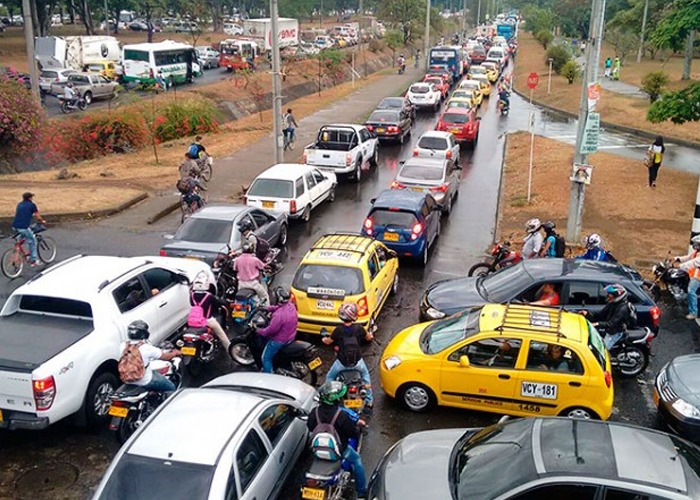 En Cali, el 41% de las empresas no han podido operar por el Paro