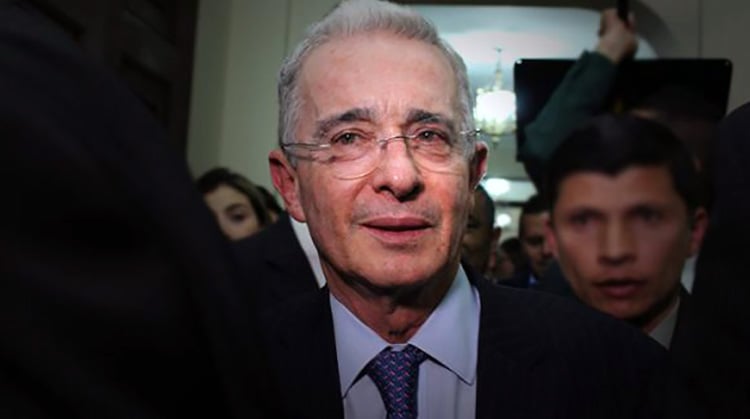 Carta abierta y desde el alma a Álvaro Uribe Vélez