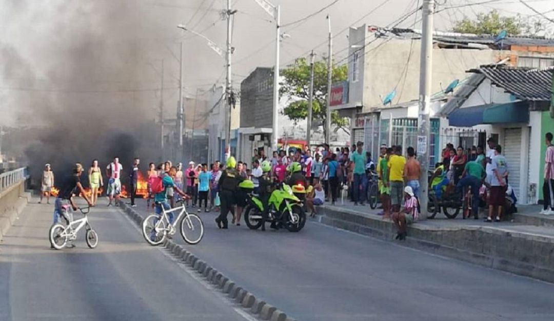 Mientras el país veía el partido, el ESMAD atacaba a la prensa en Barranquilla