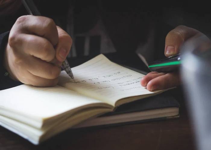 Crónica de un hombre que no sabe cómo hablar de lo que le preocupa