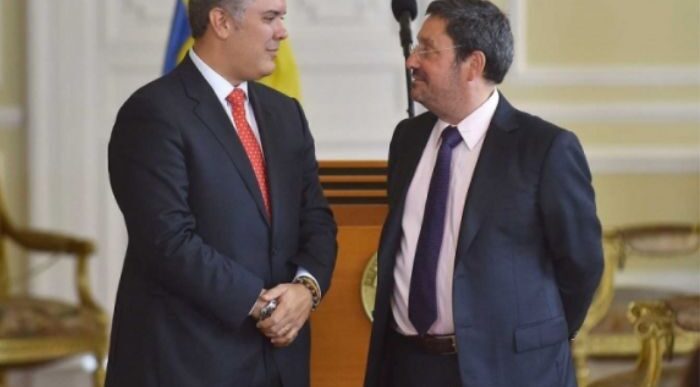 Foto de Iván Duque y Francisco Santos - A pesar del respaldo de la canciller, Francisco Santos deja la embajada en Washington