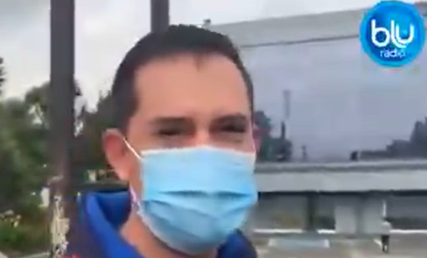 Viajero del Aeropuerto El Dorado peina a periodista de Blu Radio