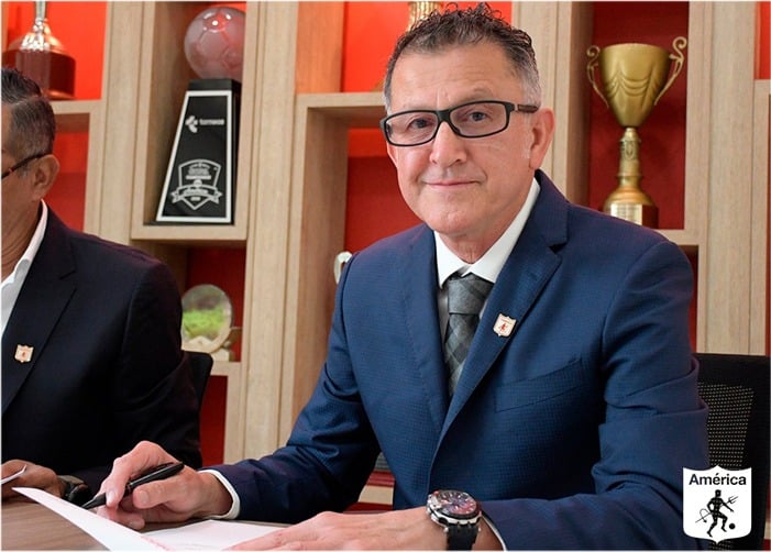 Juan Carlos Osorio, el único técnico que puede quitarle la maldición del América