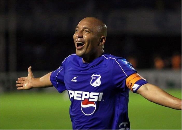 Vendiendo ceviche, olvidado y destrozado por el COVID: el triste final de Ricardo Ciciliano