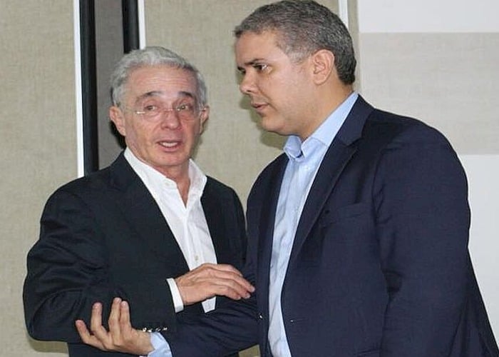 La moñona de Uribe