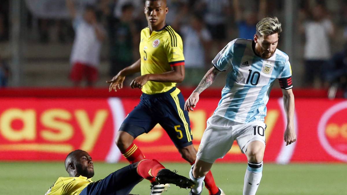Desastroso arranque de Colombia contra Argentina, pierde 2-0