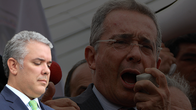 Tirar la piedra y esconder la mano