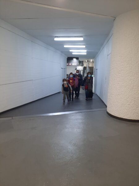  - Después de estar 17 horas retenido, liberal al profesor Guzman en México