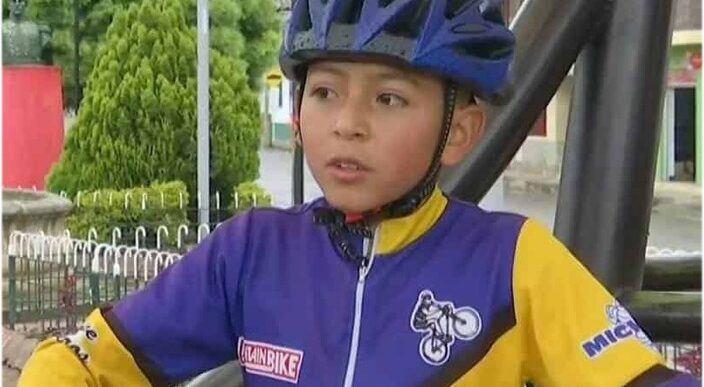  - Nos parte el alma decir que mataron a Julián, el niño que amaba a Egan Bernal