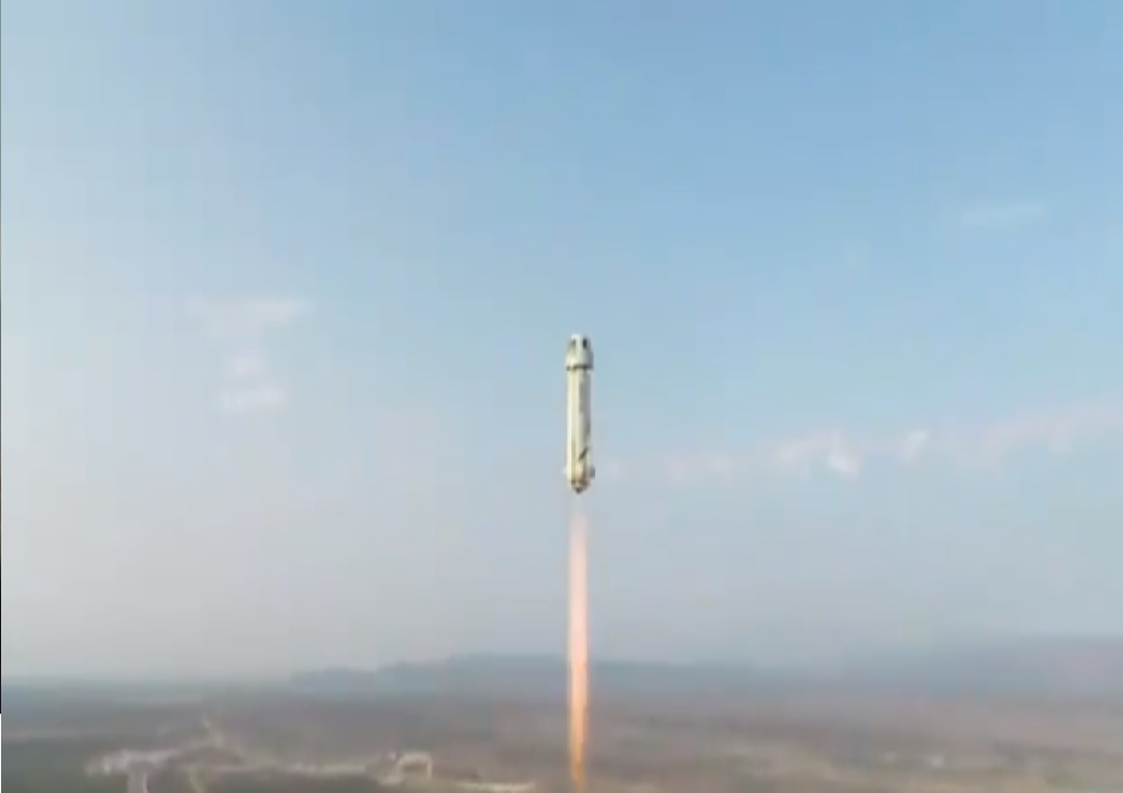 Así fue el viaje de 10 minutos de Jeff Bezos al espacio