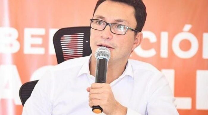  - Carlos Caicedo, el único gobernador que se alió con los maestros