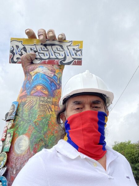  - El senador Gustavo Bolívar le hizo homenaje a las resistencias de Cali