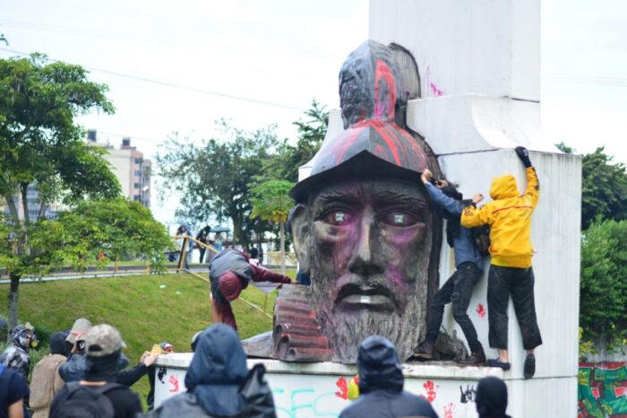  - Las estatuas que se llevó el Paro Nacional