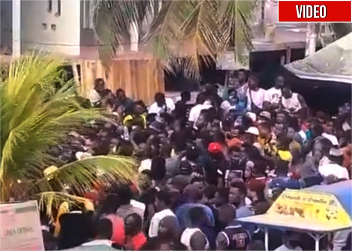 Video: 10.000 haitianos y africanos tratan de pasar la frontera de Urabá a Panamá