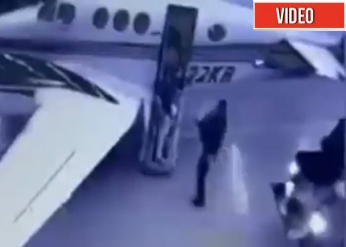 El momento en que un policía carga avioneta del esposo de la Azcárate con media tonelada de cocaína