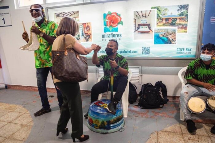  - Sorpresiva confianza del Gobernador investigado de San Andrés con la Procuradora