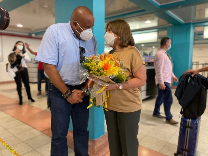  - Sorpresiva confianza del Gobernador investigado de San Andrés con la Procuradora