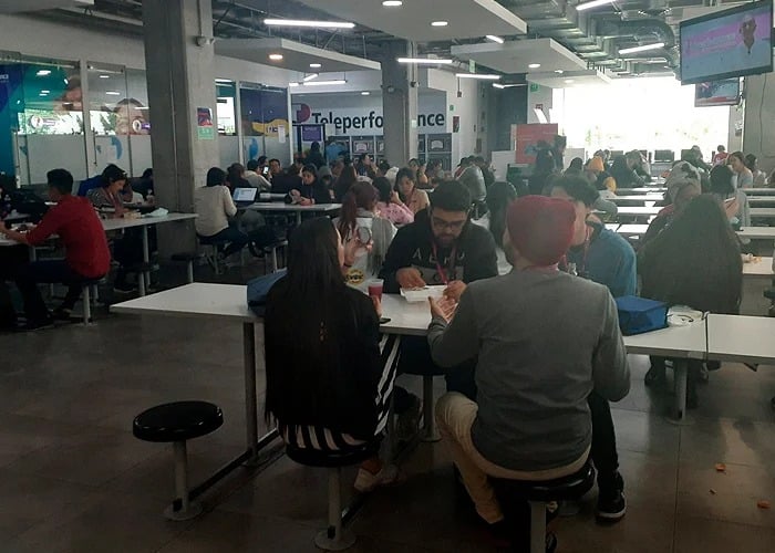 Teleperformance estaría exigiendo a empleados que se dejen grabar en sus casas