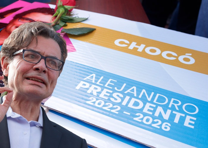 Los 3 mil millones con los que cuenta Alejandro Gaviria para recoger firmas