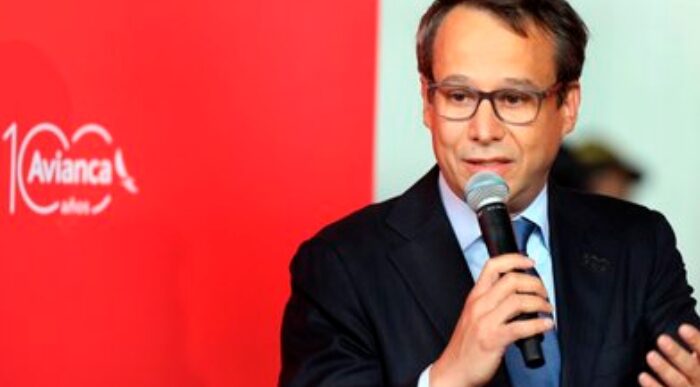  - Momento agridulce para Adrián Neuhauser, CEO de Avianca