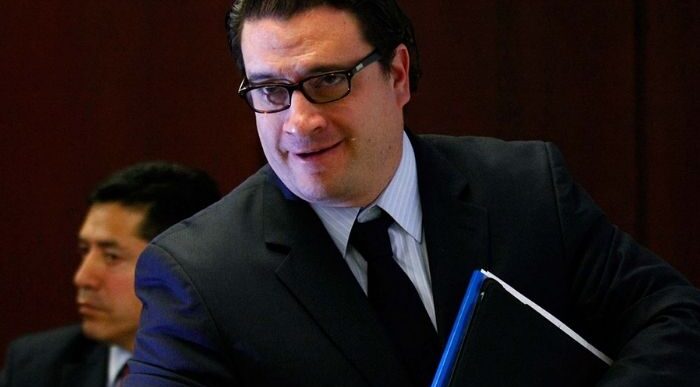  - MinTIC con un peso pesado se defiende en el caso de Centros Poblados