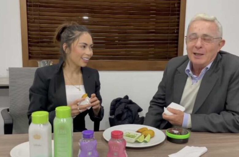 Los 100 mil seguidores que perdió Epa Colombia por reunirse con Uribe