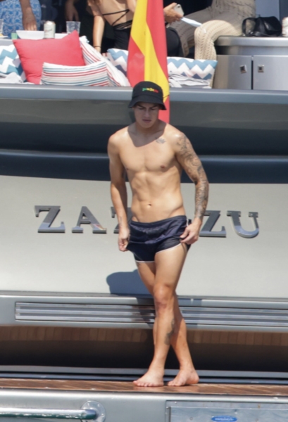  - El bacanal de James que le daría envidia al Tino Asprilla