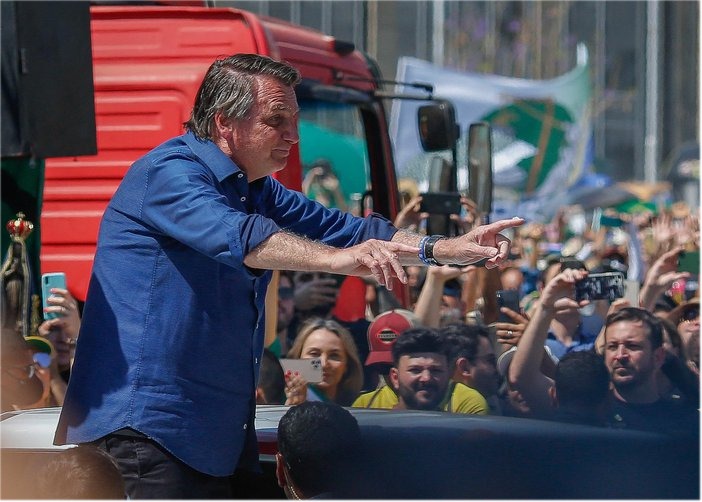 Las tensiones que rodean las masivas protestas con las que Bolsonaro desafía a la oposición en Brasil