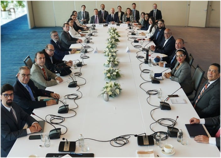 La oposición y el Gobierno de Venezuela lograron dos acuerdos preliminares