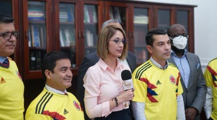  - Presidenta de la Cámara radicó proyecto sobre fútbol en pleno debate de reforma tributaria