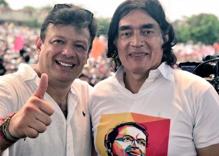 Gustavo Bolivar hizo maletas para salvar su vida