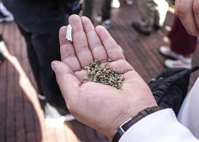  - Petro llenó la Plaza de Lourdes a punta de jóvenes