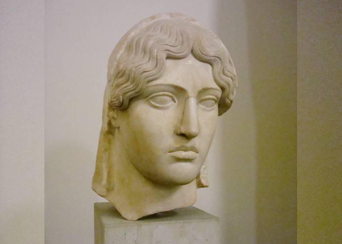 Aspasia, la impulsora del feminismo que pocos conocen