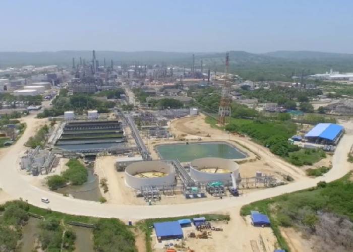 Contraloría ratifica sanción fiscal por 2.9 billones de pesos a exfuncionarios de Reficar