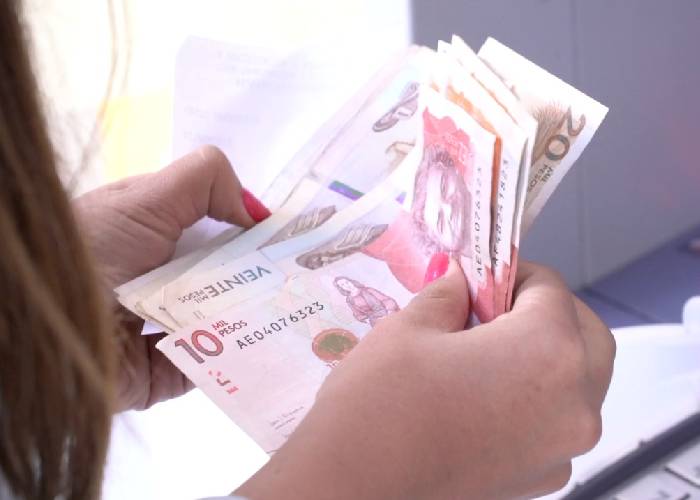 VIDEO: ¡Insólito!, con una llamada le dejan en ceros su cuenta bancaria