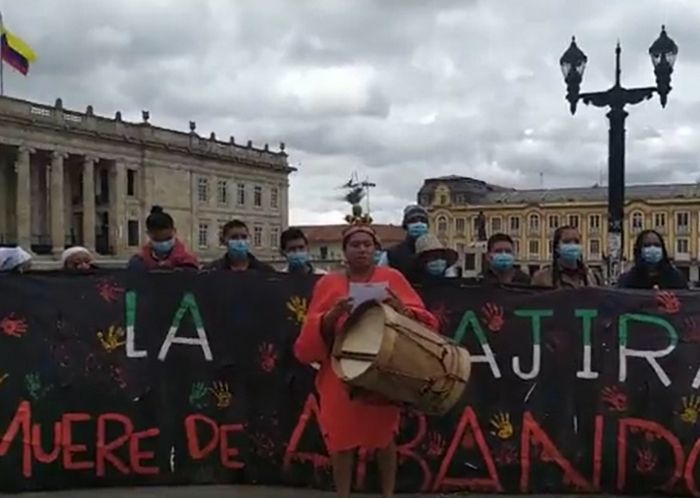 Después de 18 días de huelga de hambre, jóvenes guajiros llegan a Bogotá