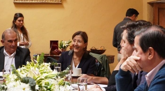  - Cónclave de la Coalición de la Esperanza espera terminar con un centro unido