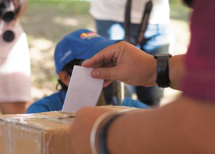 Los colombianos en Venezuela perdieron el derecho a votar