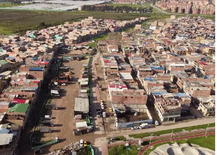 Un pleito por un parqueadero tiene estancado el avance de la troncal Av. Ciudad de Cali