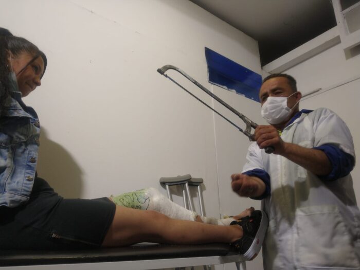 Las mágicas manos del Tigre, el sobandero más antiguo de Bogotá - -- Las2orillas - Las mágicas manos del Tigre, el sobandero más antiguo de Bogotá