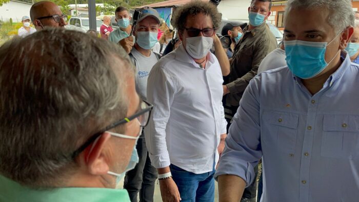  - La visita del secretario de la ONU forzó el encuentro Duque-Timochenko