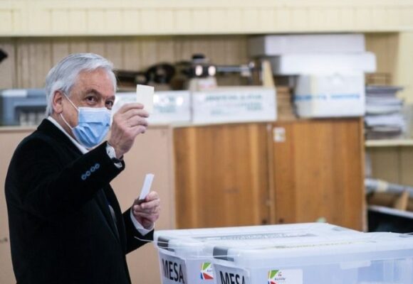 El presidente Piñera se salvó: no será destituido