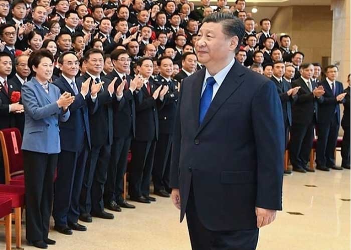 Líderes comunistas chinos comienzan reunión que deberá reforzar el poder del presidente