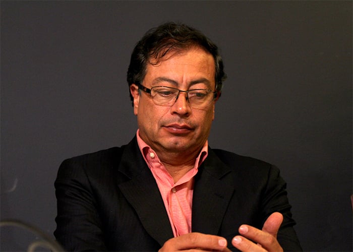 Todos contra Petro, hasta él mismo