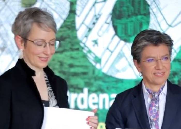 ¿Tomates o rosas para Claudia López por la aprobación del POT?