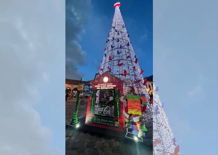 Coca-Cola y Claro usurpan la Navidad en Villa de Leyva