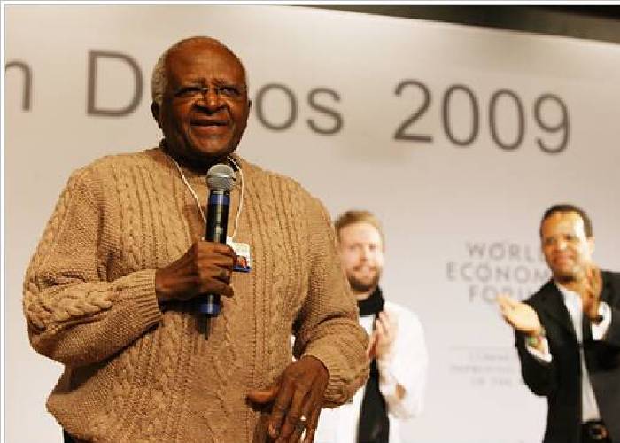 Desmond Tutu (1931-2021): «Soy humano porque soy parte de algo»