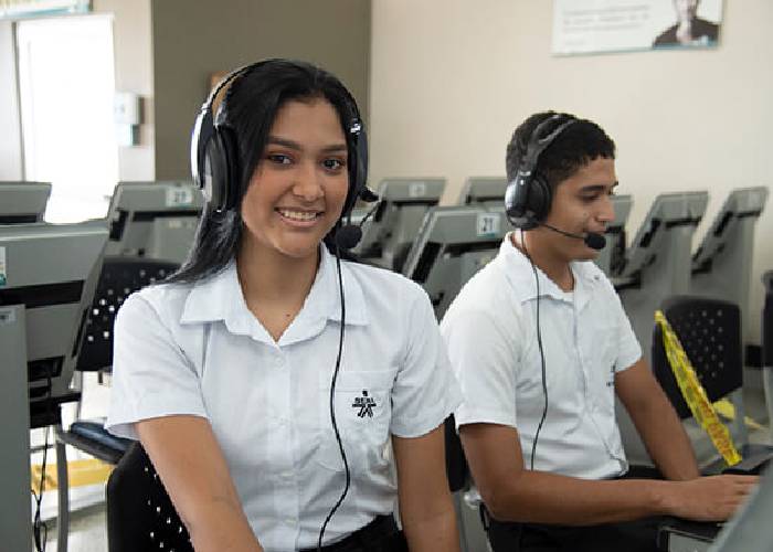 En defensa del SENA y de la filosofía