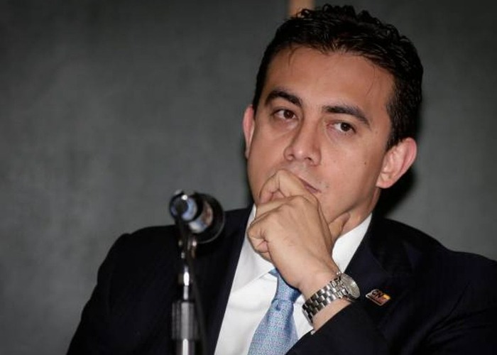 Alex Vega se rajó en sus primeras elecciones como registrador 