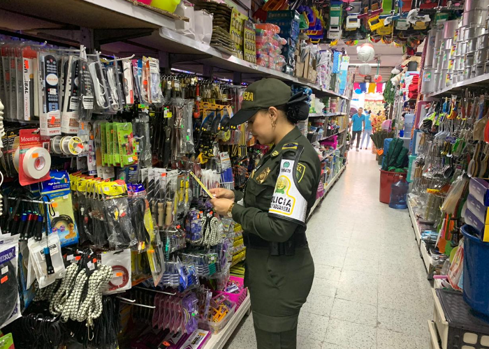 Comercio y consumo legal en Navidad